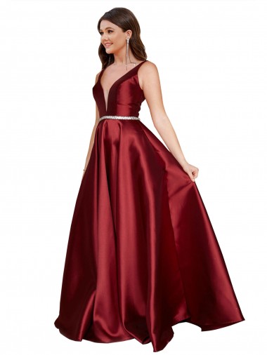 Buy Sleeveless V-Neck V-Back Satin A-Line Formal Plus Size Formal Dress UK